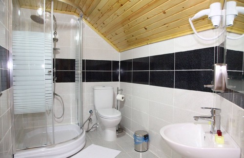 Gokcebey Hotel | Huzur Park Otel