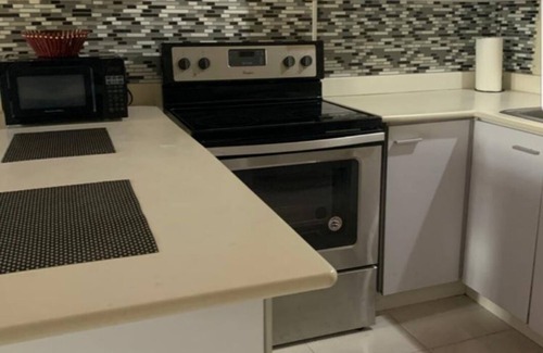 Old Harbour House | HVille 159