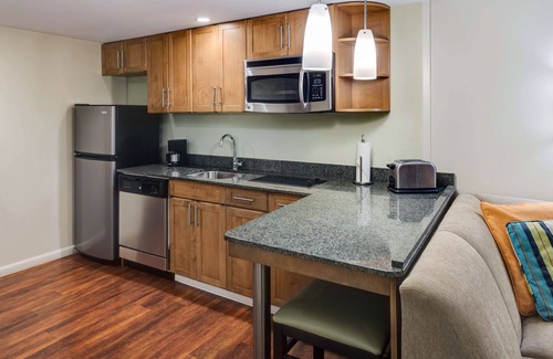Windsor Hotel | HYATT house Hartford North/Windsor