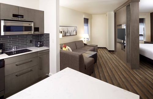 Bloomfield Hotel | Hyatt House Pittsburgh/Bloomfield/Shadyside