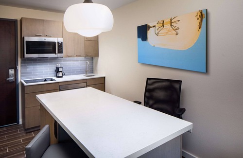 Tallahassee Hotel | Hyatt House Tallahassee Capitol – University