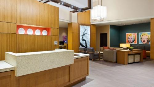 Strabane Hotel | Hyatt Place at The Hollywood Casino Pittsburgh South