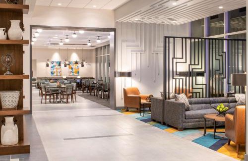 East Moline Hotel | Hyatt Place East Moline/Quad Cities