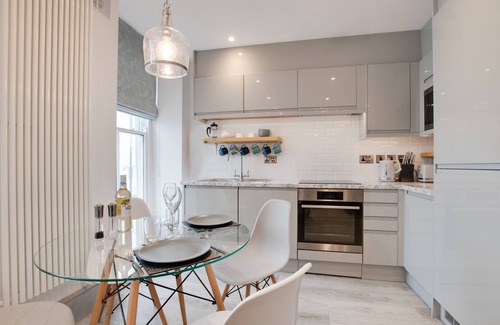 Aberystwyth Apartment | Hyddgen Apartment - One Bedroom Apartment, Sleeps 2