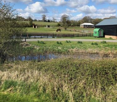 Luton Bed & Breakfast | Hyde Mill