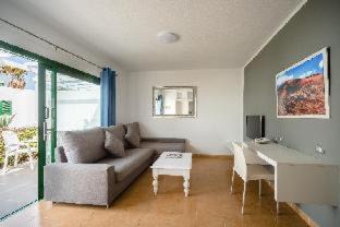 Los Pocillos Apartment | Hyde Park Lane