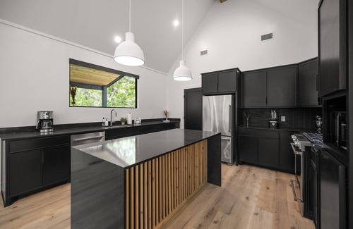 Broken Bow Cabin | Hygge Hill – Secluded Scandinavian Modern Cabin with Hot Tub & Firepit