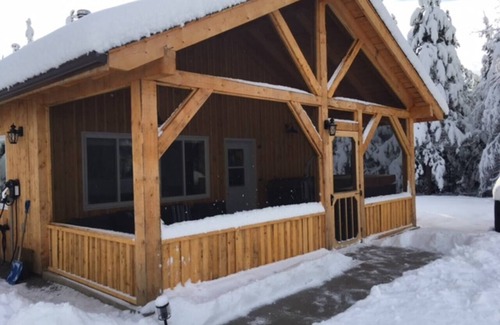 Algoma District House | Hyggeligt Hus, Hyggeligt Hus Getaway