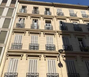 La Villette Apartment | HYPER CENTRE CLIM T2 NEUF - OLD PORT 1.5KM