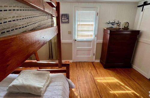 Coinjock House | HypNautic