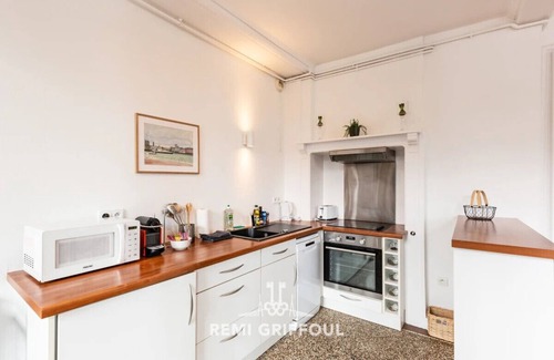 Enclos Apartment | Hypolite 1 | Cosy Apartment | 80 meters from the Port of Honfleur | 2 guest