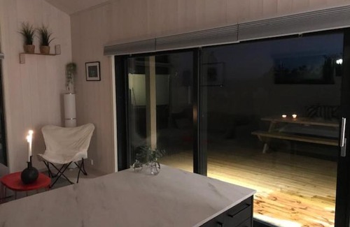 Grimstad House | Hytte med sjøutsikt og 20 min fra dyreparken