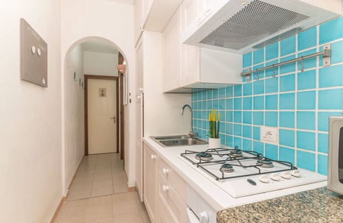 Porto San Paolo Apartment | I Fari 77 600m From The Beach, Porto San Paolo, Italy