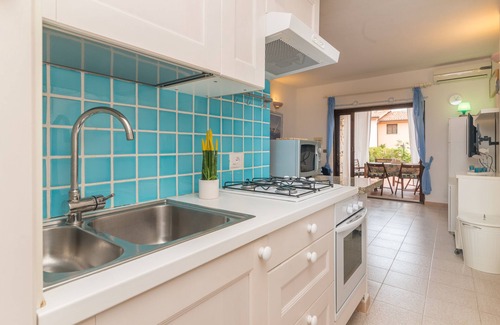 Porto San Paolo Apartment | I Fari 77 600m From The Beach, Porto San Paolo, Italy