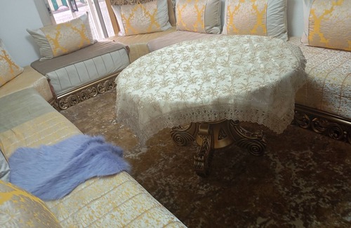 Granollers Condo | I rent a room with kitchen and bathroom close to Barcelona 25 km