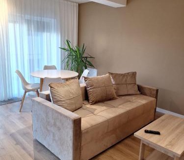 Cristian Apartment | İRiS