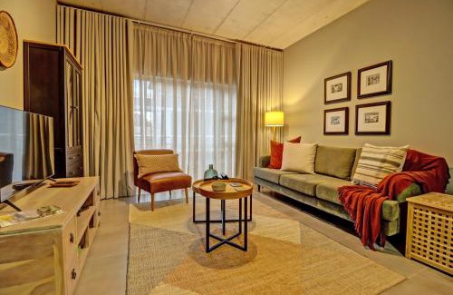 Menlo Park Apartment | IBella's at The Urban