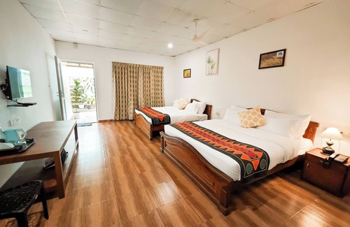 Valparai Bed & Breakfast | Ibex Resorts, Valparai (Mistly)