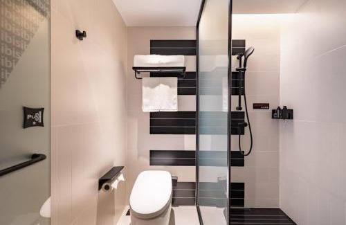 Pingxifu Hotel | Ibis Beijing Beiqijia Wendu Water City Hotel