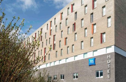 Historical Center Bruges Hotel | ibis budget Brugge Centrum Station