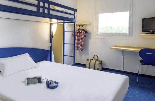 Libourne Hotel | Ibis Budget Libourne