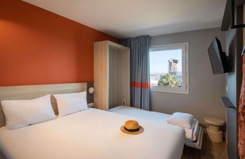L'Arenas Hotel | ibis budget Nice Aeroport