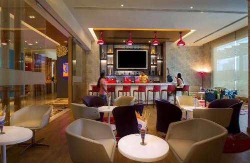 DLF Phase 5 Hotel | ibis Gurgaon Golf Course Road - An Accor Brand