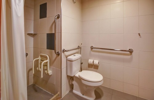 Jardim da Penha Hotel | ibis Vitoria Praia de Camburi