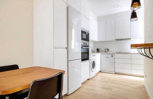 Ibiza Apartment | Ibiza 3br w/doorman, nr park