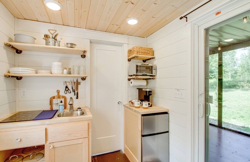 Northeast Itasca Apartment | Ice Fishing on South Fork Lake: Nashwauk Studio!