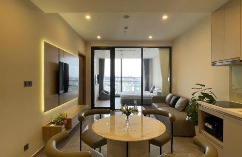 Ha Long Apartment | ICON40 Ha Long Bay Managed by Anstay