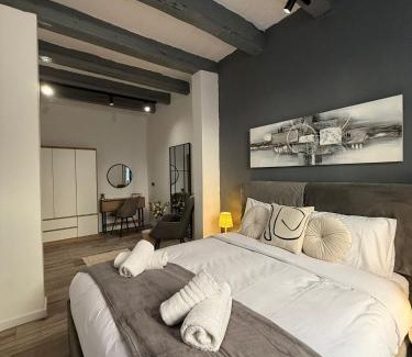 Valletta Apartment | Iconic Suites Valletta