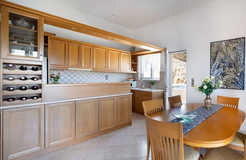 Makhairoi Villa | Iconic Villa with private pool and sea view