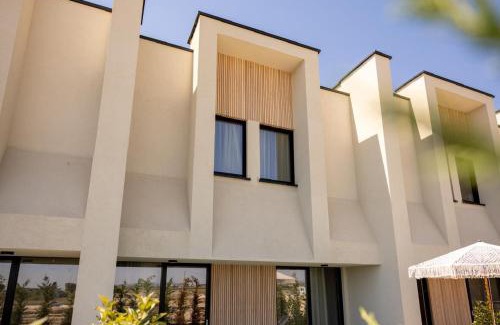 Golem Villa | Id-Real Villa