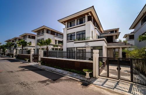 Ha Long Villa | IDC White House Ha Long FLC Golf & Resort