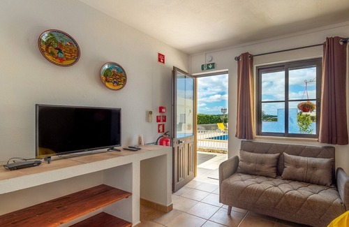 Silves Bed & Breakfast | Ideal for large groups! 4* B&B with 7 en suite rooms and all modern comfort