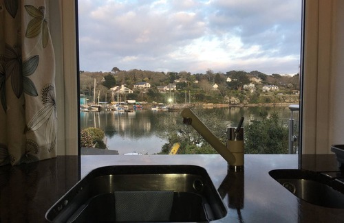 Mylor Churchtown House | Ideal family holiday cottage with waterfront views