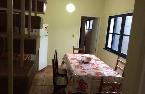 Umuarama House | Ideal family home accepts small pets
