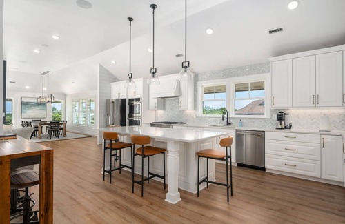 Duck House | Ideal Location in Duck, NC. Short Walk to Town and Short Walk to the Beach