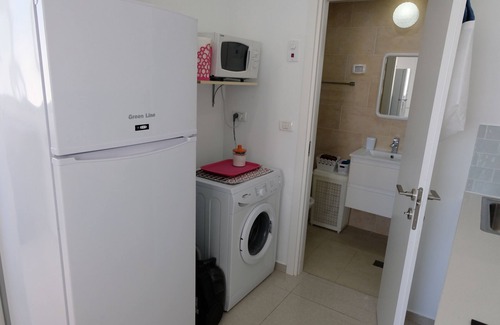 Netanya Apartment | Ideal Vacation/Vacances idéales @ Barbara