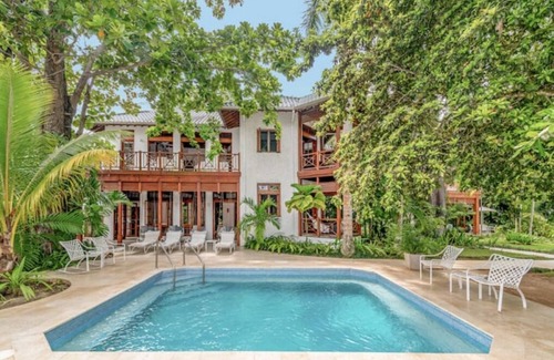 Negril Villa | Idle Awhile Villa - Cottonwood Luxury 5 Bedroom Villa, Negril
