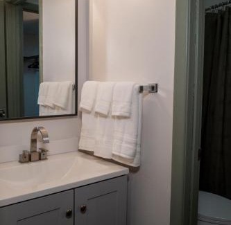 Ashley Oaks Apartment | Idlewood Townhomes 3Beds Apt 3