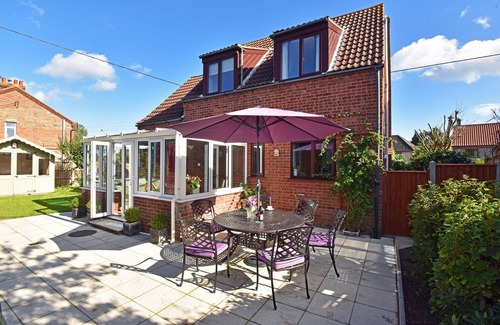 East Runton Cottage | Idylic location a 10 minute stroll from East Runton's beautiful sandy beach