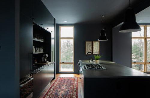 South Bloomingville House | Idyll Reserve - Hocking Hills