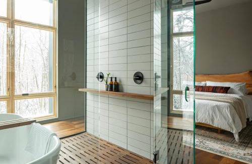 South Bloomingville House | Idyll Reserve - Hocking Hills