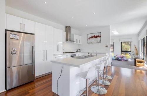 Torquay House | Idyllic 3BR Holiday Retreat Perfect for Families