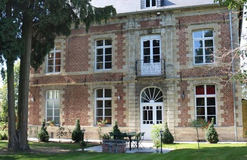 Romeries Cottage | Idyllic 90m² Ground-Floor Cottage with Private Garden, Terrace & Modern Amenities in Romeries