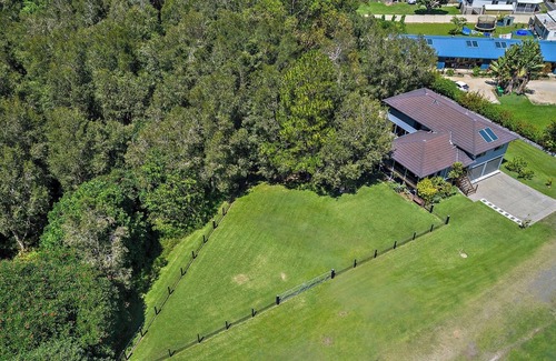 Urunga House | Idyllic Coastal family holiday house - dog friendly