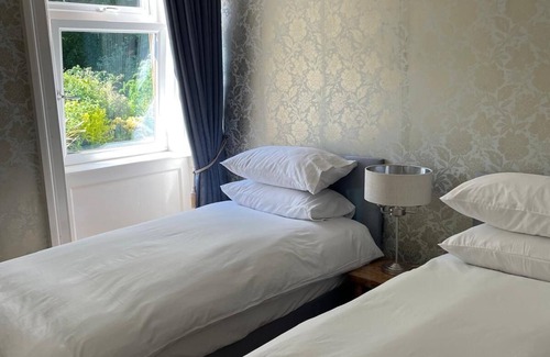 Port Bannatyne Cottage | Idyllic Cottage with panoramic sea views on the Isle of Bute.
