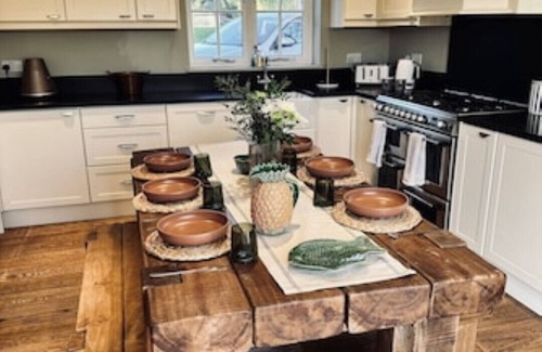 Cottered Cottage | Idyllic country cottage in Hertfordshire countryside